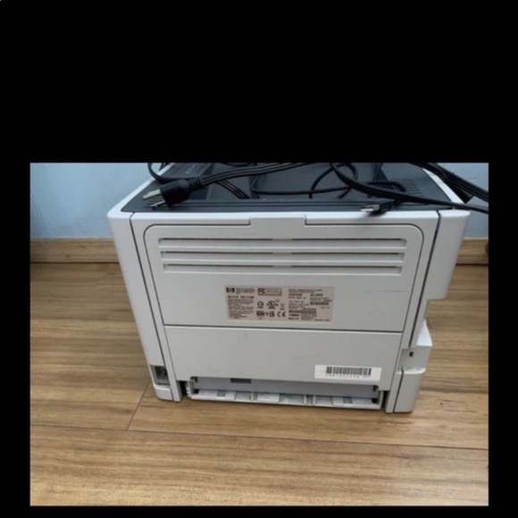 White HP printer - Picture 3 of 5